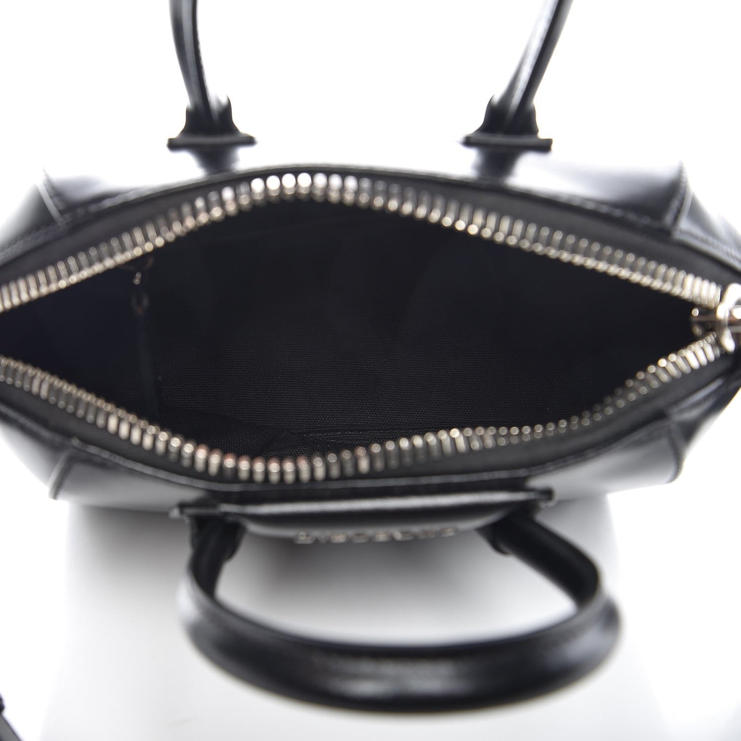 Shiny Lord Calfskin Mini Antigona Black