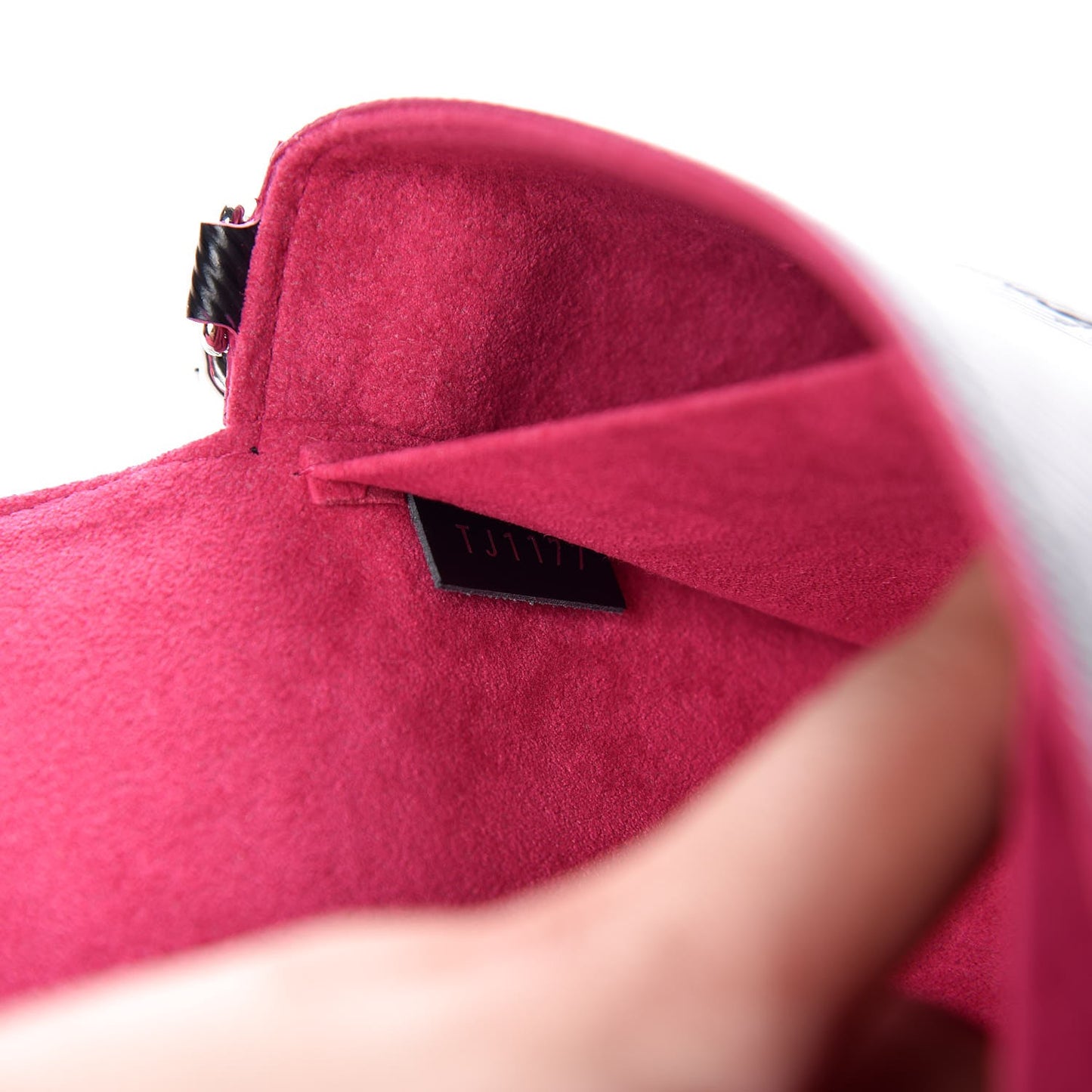 Epi Pochette Felicie Black Hot Pink