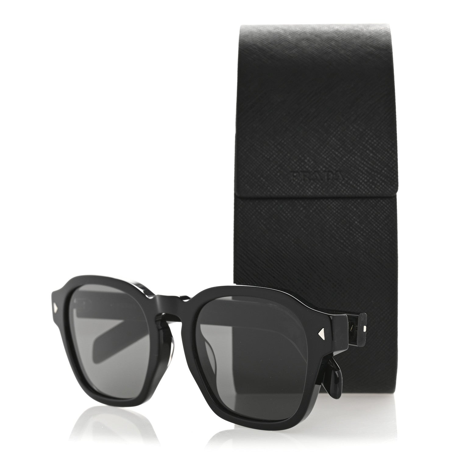 Prada Acetate Sunglasses SPR A16-F Black 1745053 – FASHIONPHILE