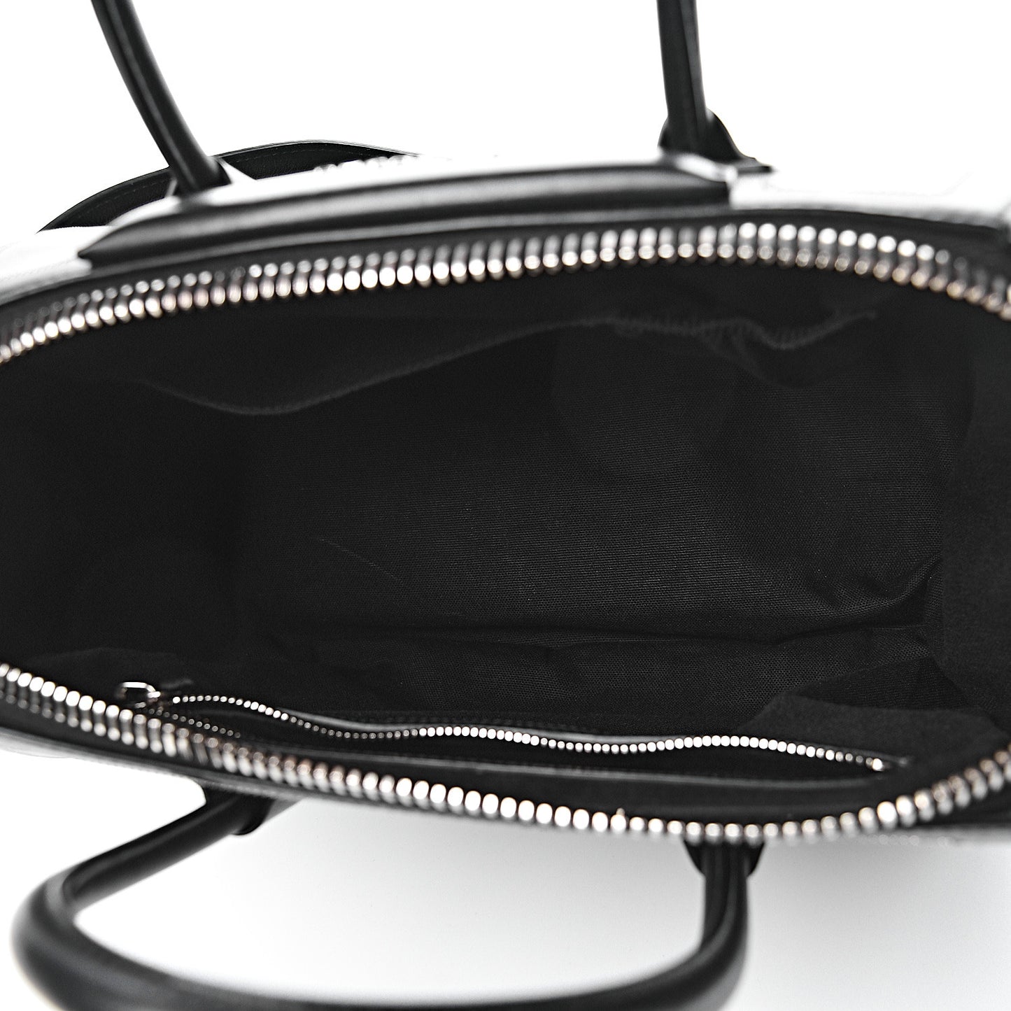 Calfskin Chain Detail Medium Antigona Black