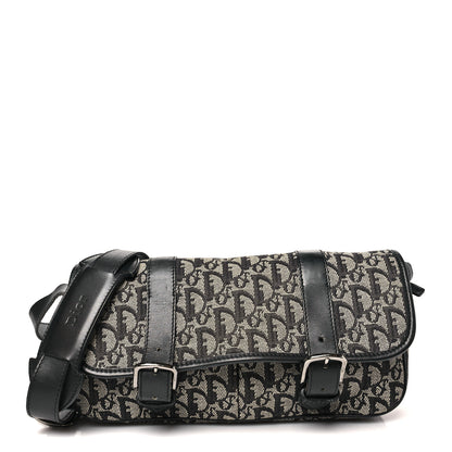 Christian Dior Monogram Messenger Black 1 of 12