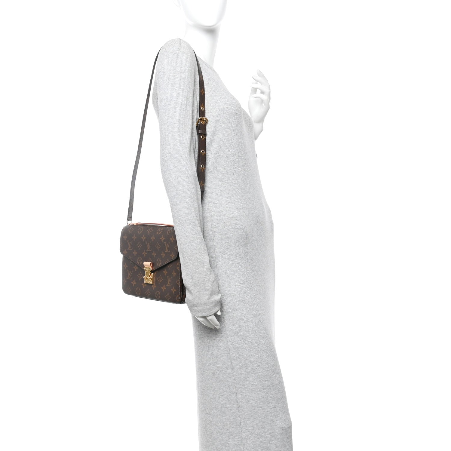 Louis Vuitton Monogram Pochette Metis 2 of 11