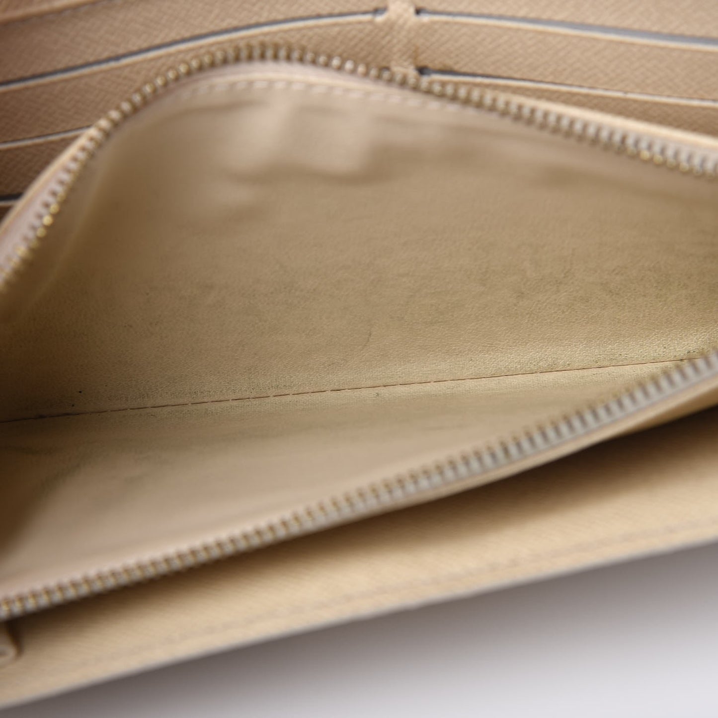 Damier Azur Sarah Wallet