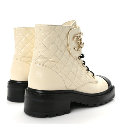 Chanel Shiny Goatskin Calfskin Quilted Lace Up Combat Boots 38.5 White Black 4 of 10