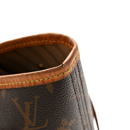 Louis Vuitton Monogram Neverfull MM 11 of 12