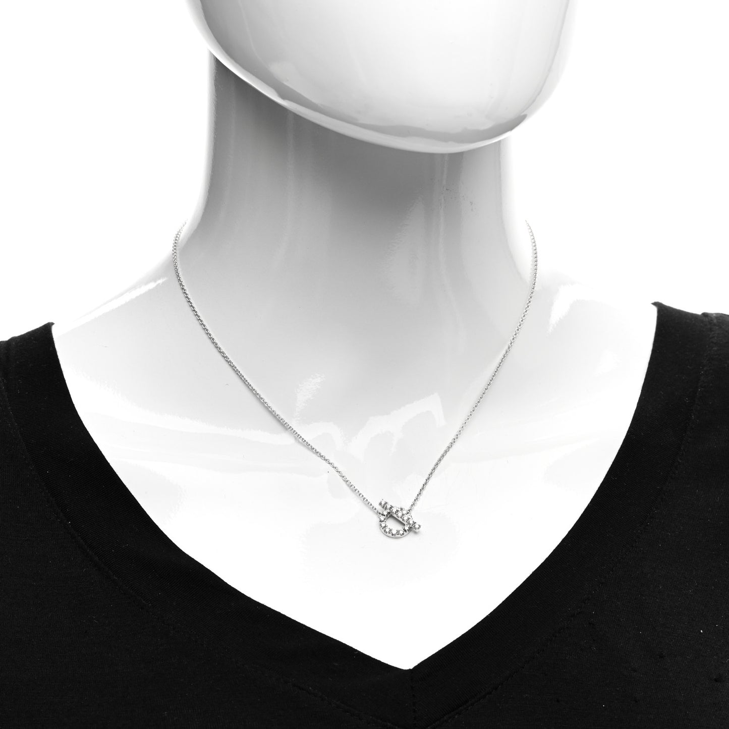 18K White Gold Diamond Finesse Pendant Necklace