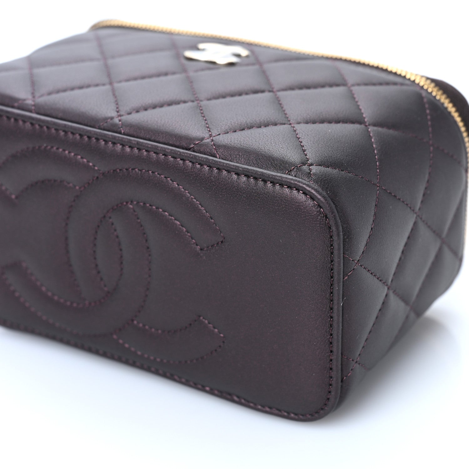 Chanel Iridescent Lambskin Quilted Small Top Handle Vanity Case With Chain Burgundy 10 of 10
