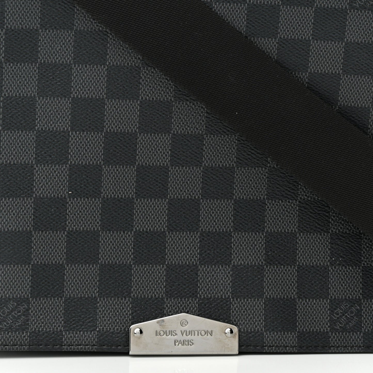 Damier Graphite District PM