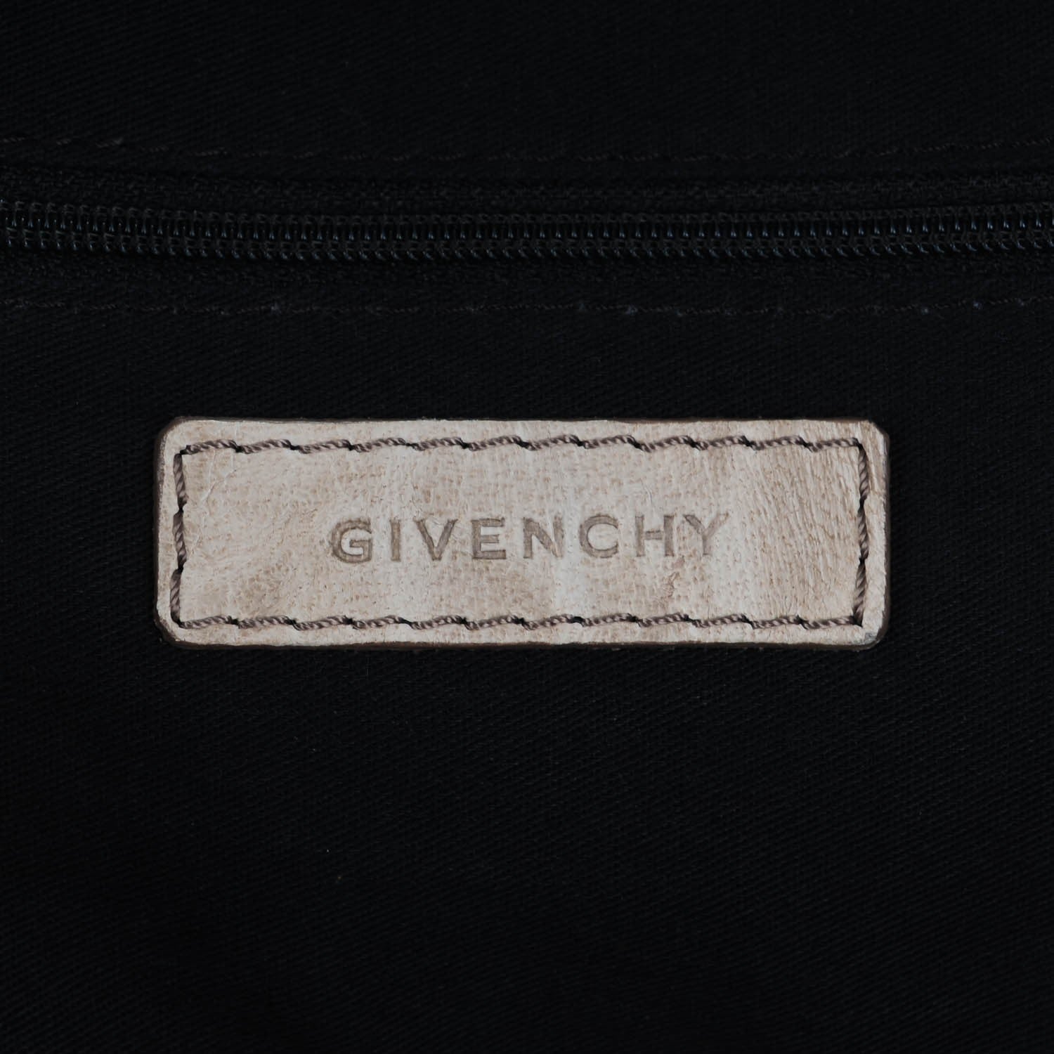 Givenchy Wrinkled Lambskin Large Nightingale Beige 6 of 10