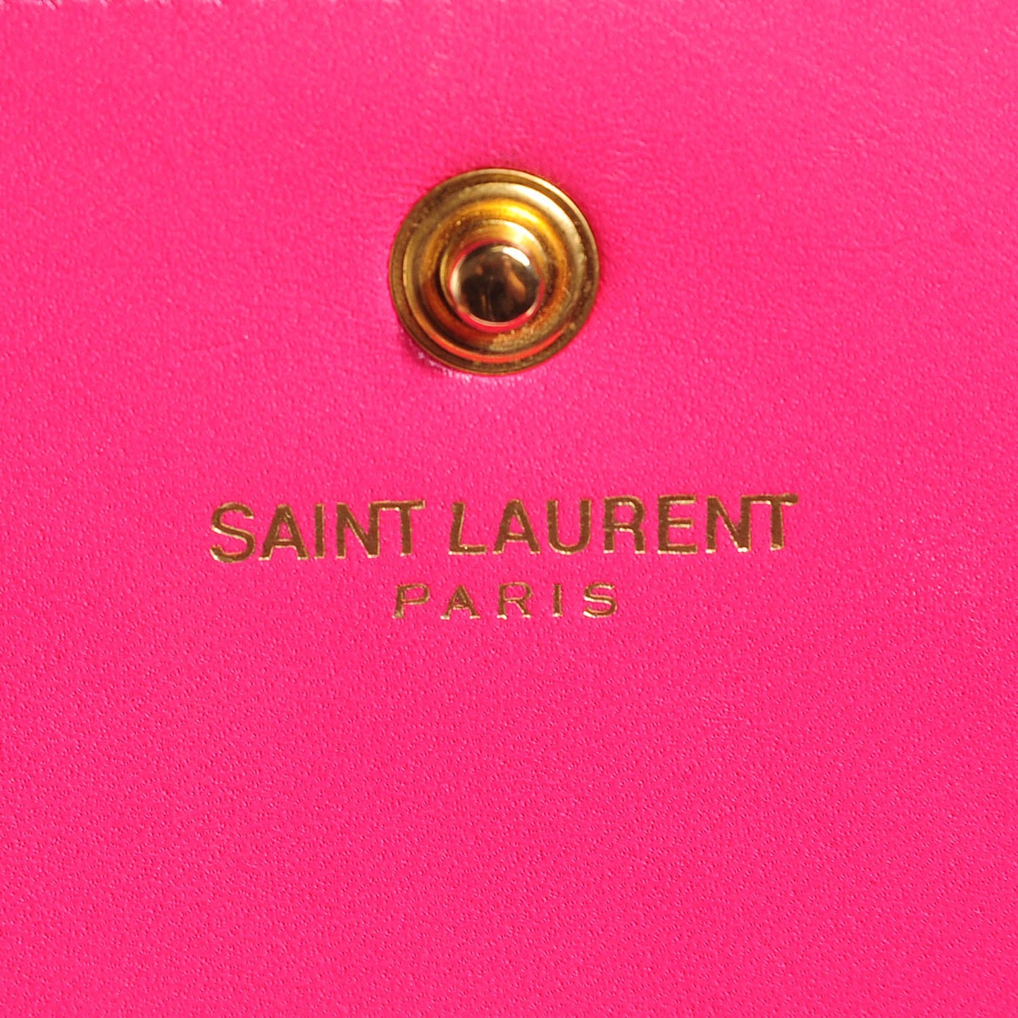 Patent Grain de Poudre Classic Letters Chain Wallet Lipstick Pink