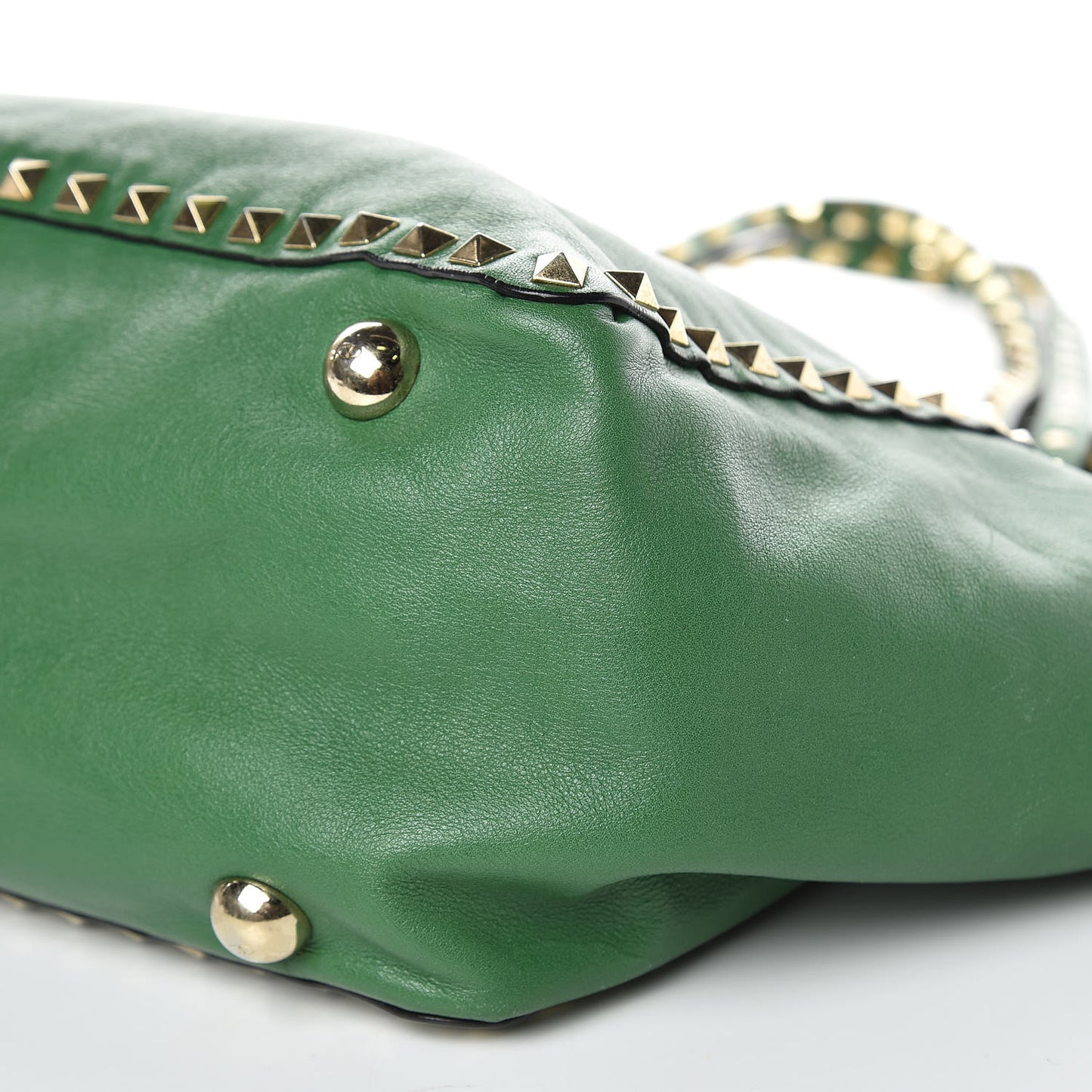 Vitello Medium Rockstud Tote Emerald