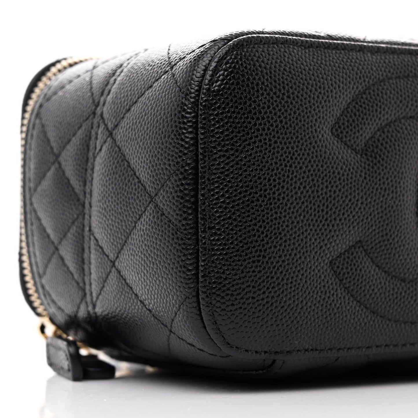 Caviar Quilted Trendy Handle Mini Vanity Black