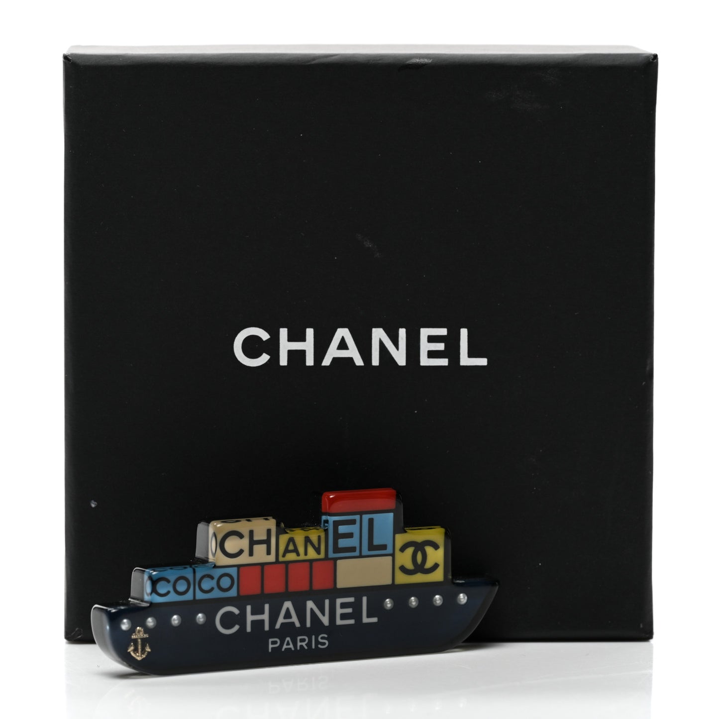 Resin CC Boat Brooch Multicolor