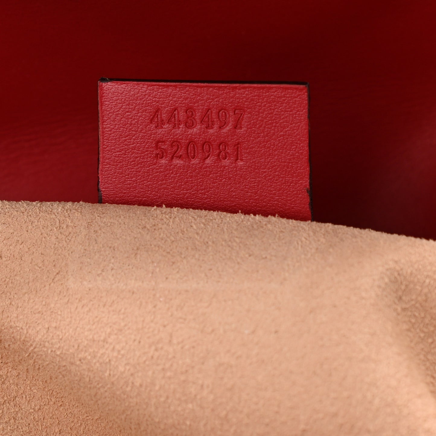 Calfskin Matelasse Small GG Marmont Shoulder Bag Hibiscus Red