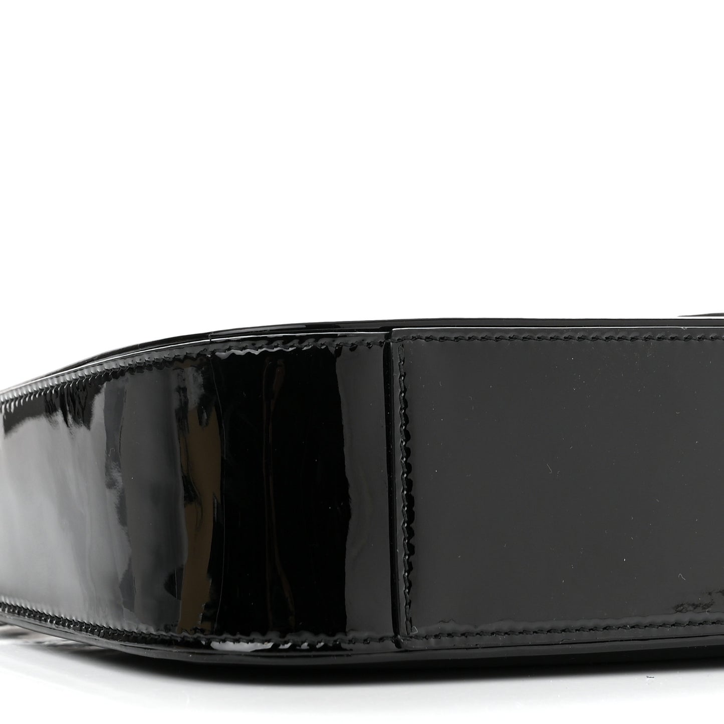 Patent Le 5 A 7 Hobo Black