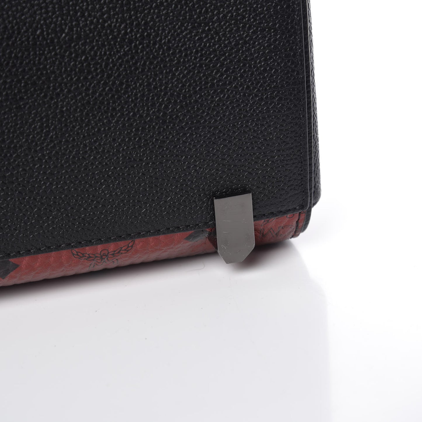 Metallic Visetos Medium Corina Shoulder Bag Scooter Red