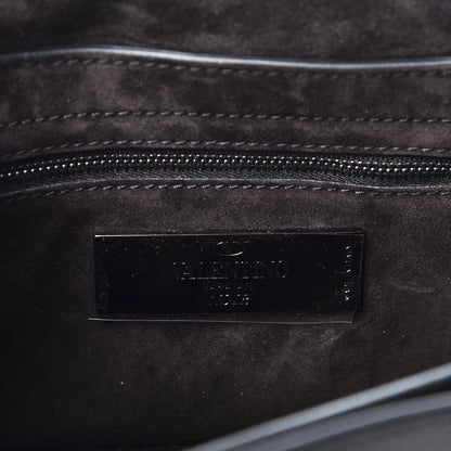 Valentino Garavani Pebbled Calfskin Onyx Medium Rockstud Rolling Flap Saddle Bag Black 7 of 8