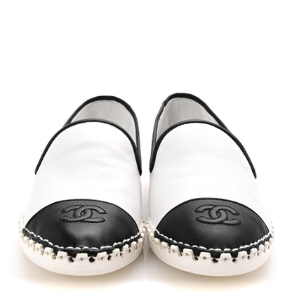 Chanel Lambskin Chain CC Mocassin Loafer Espadrilles 38 White Black 3 of 10
