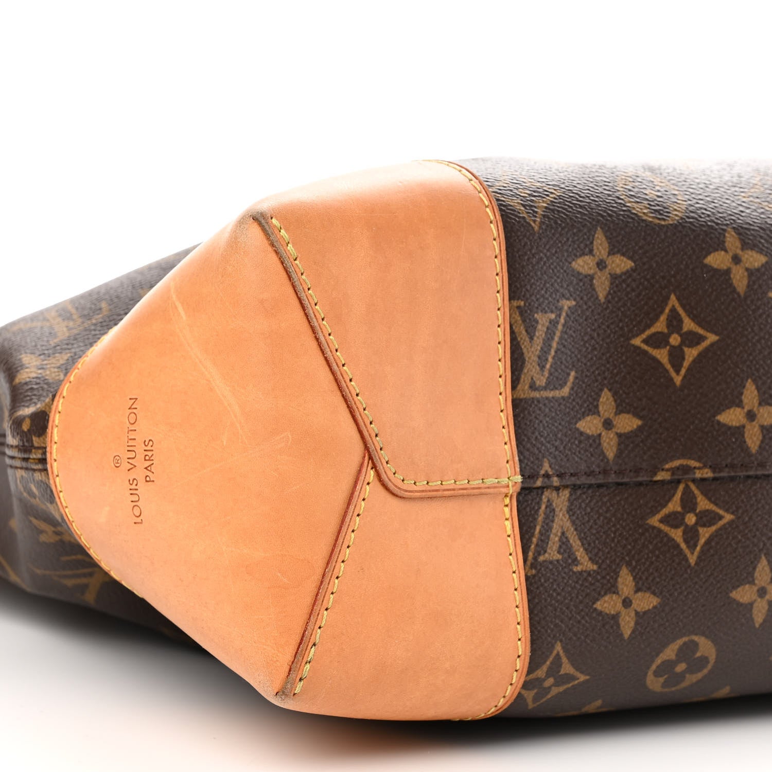 Louis Vuitton Monogram Berri MM 9 of 18