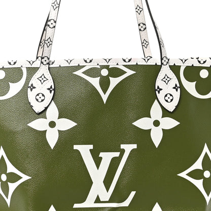 Louis Vuitton Monogram Giant Neverfull MM Kaki 9 of 11