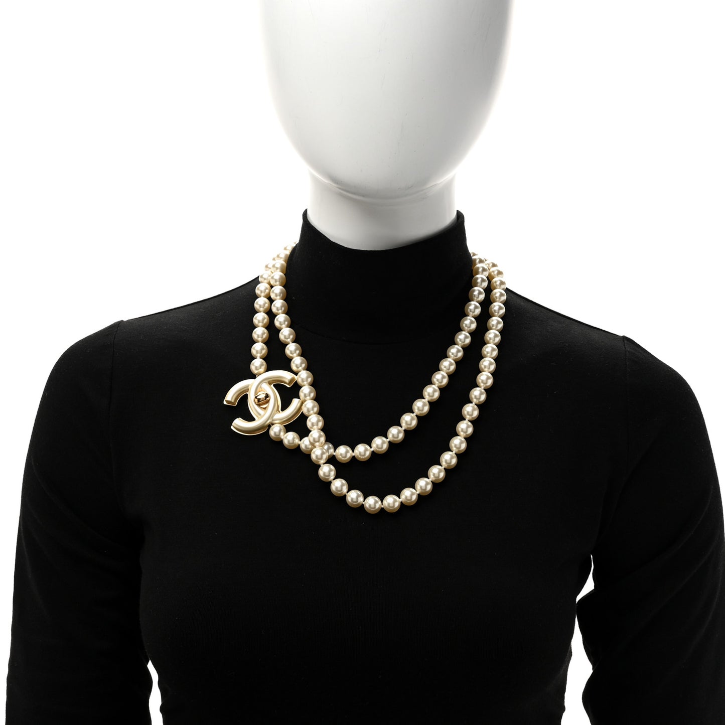 Pearl CC Turnlock Long Necklace Gold
