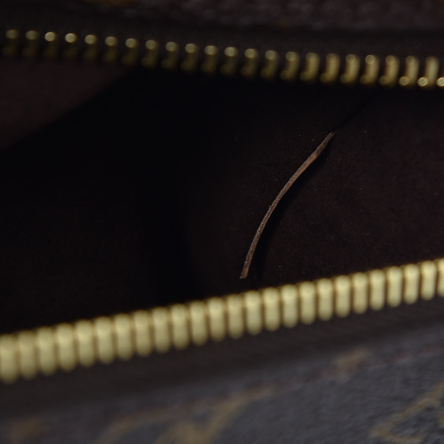 Louis Vuitton Monogram Pochette Metis 8 of 11