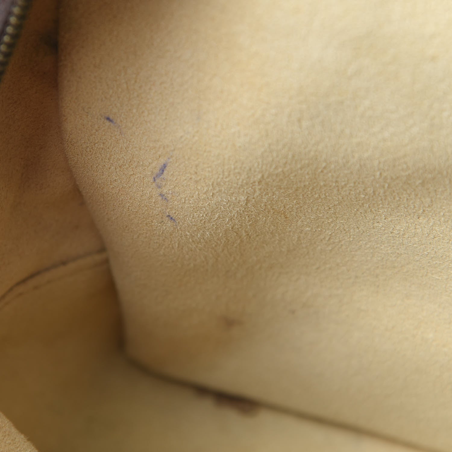 Louis Vuitton Monogram Manhattan PM 14 of 22