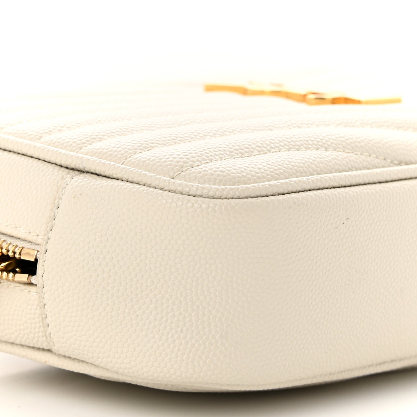 Grain De Poudre Matelasse Monogram Mini Lou Camera Bag Crema Soft