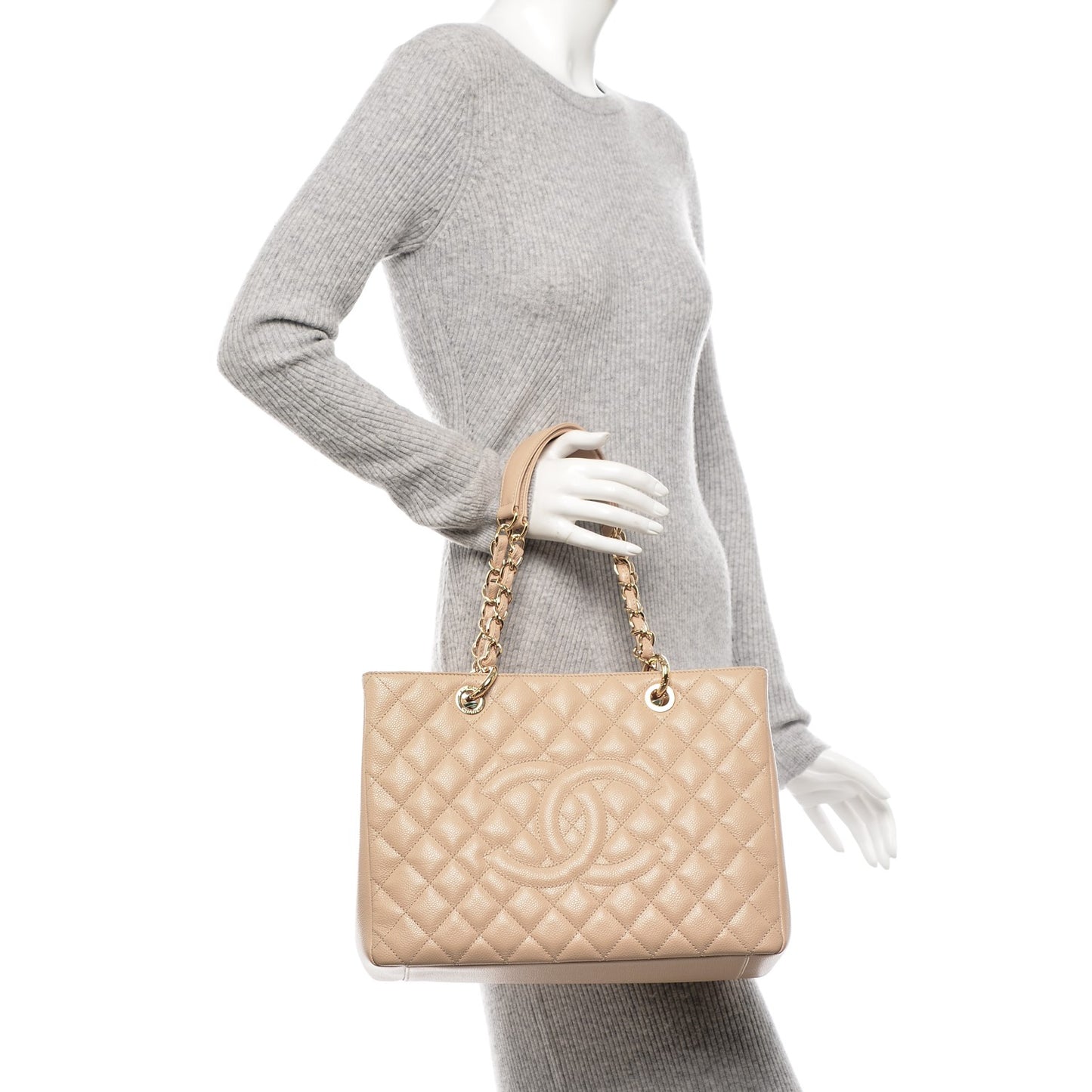 Caviar Quilted Grand Shopping Tote GST Beige Clair