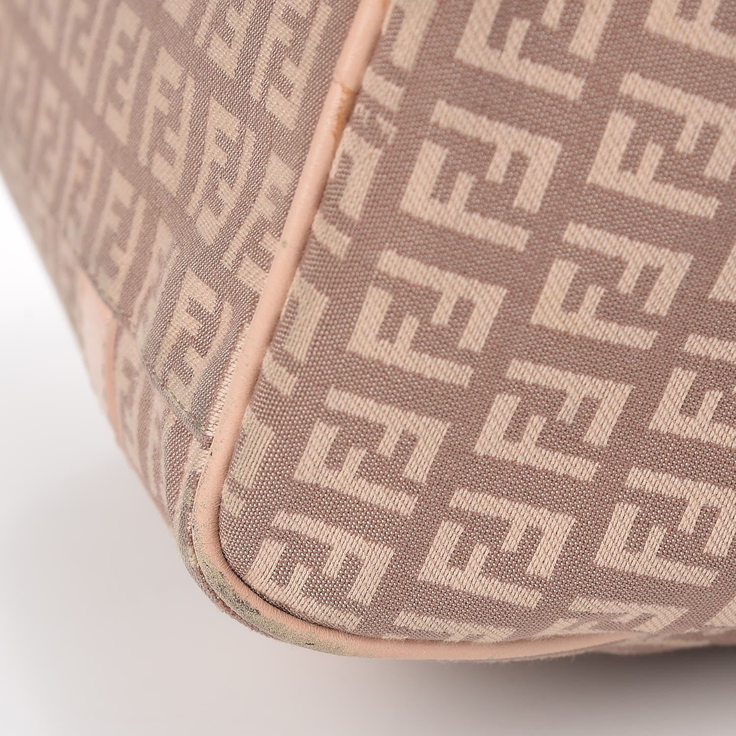 Fendi Zucchino Vitello Boston Cipria Teint Cipria 17 of 17