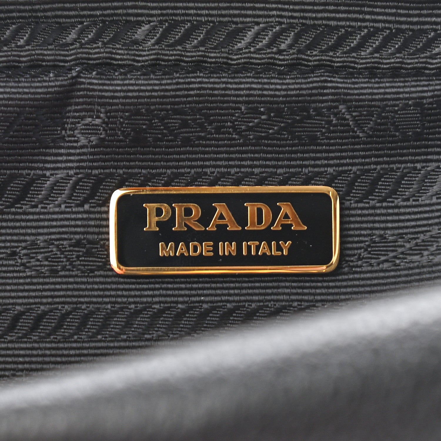 Prada Vitello Daino Wristlet Black 6 of 9