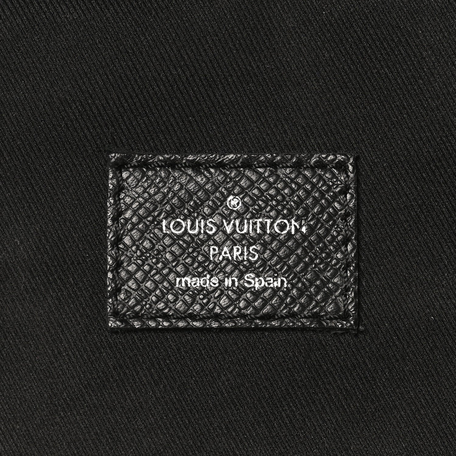 Louis Vuitton Taiga Avenue Sling Bag NM Black 5 of 9