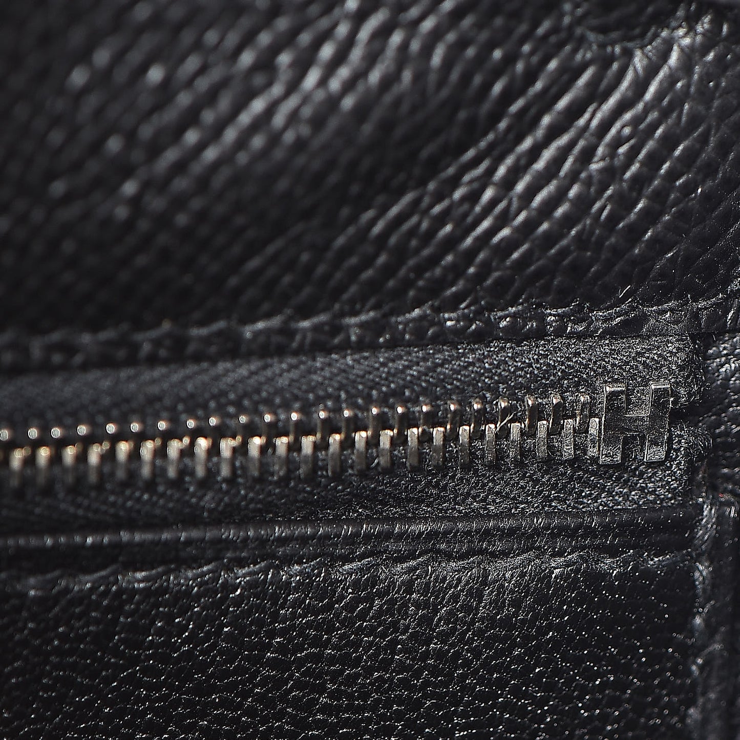 Epsom Kelly Sellier 28 Black
