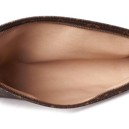 Louis Vuitton Monogram Toiletry Pouch 26 4 of 7