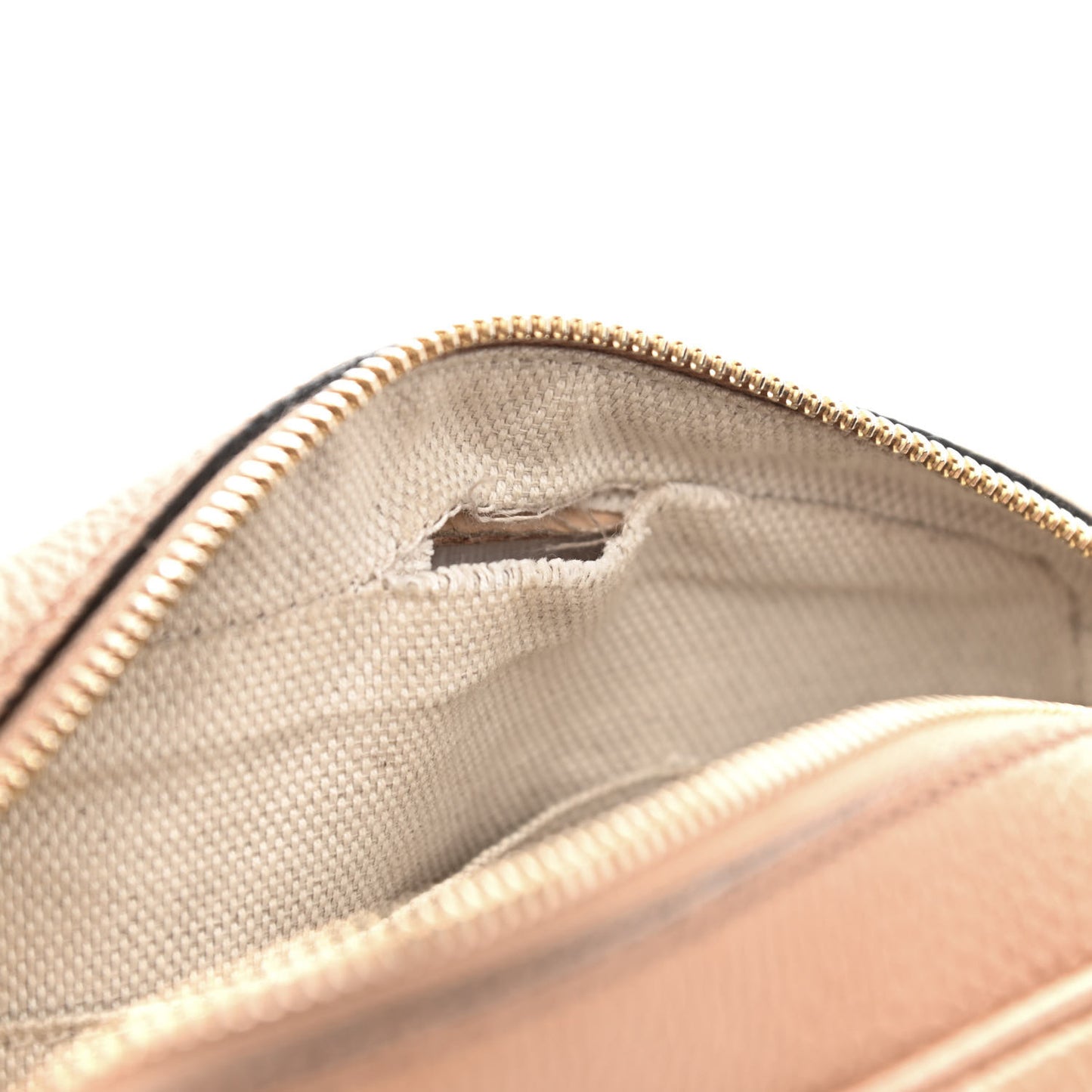 Pebbled Calfskin Small Soho Disco Bag Camelia