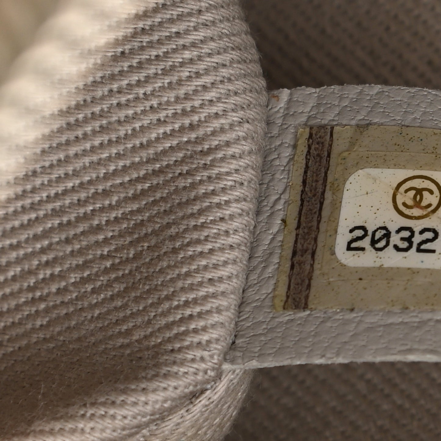 Caviar Quilted Medium Easy Flap Beige