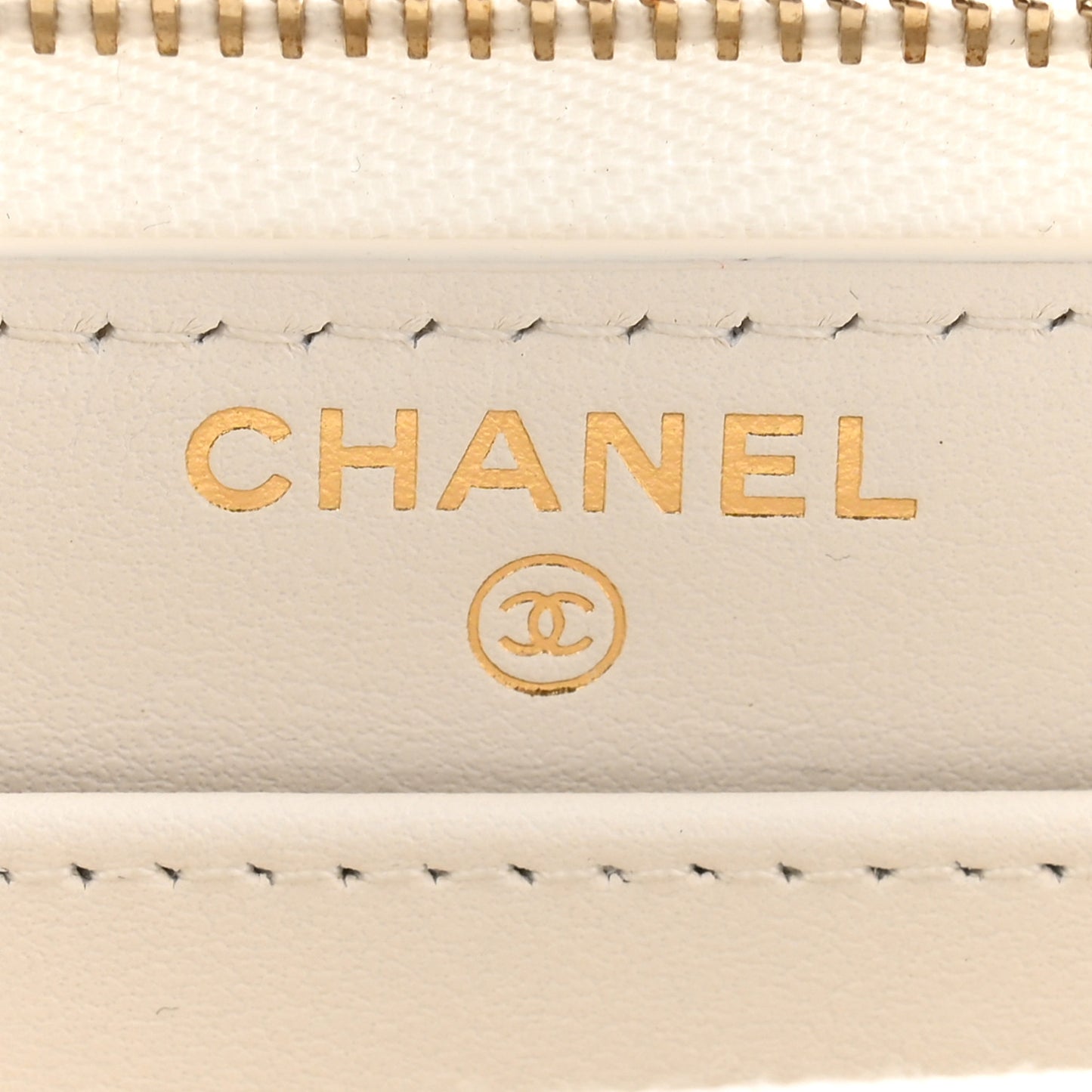 Caviar Quilted Large Gusset Zip Around Wallet White
