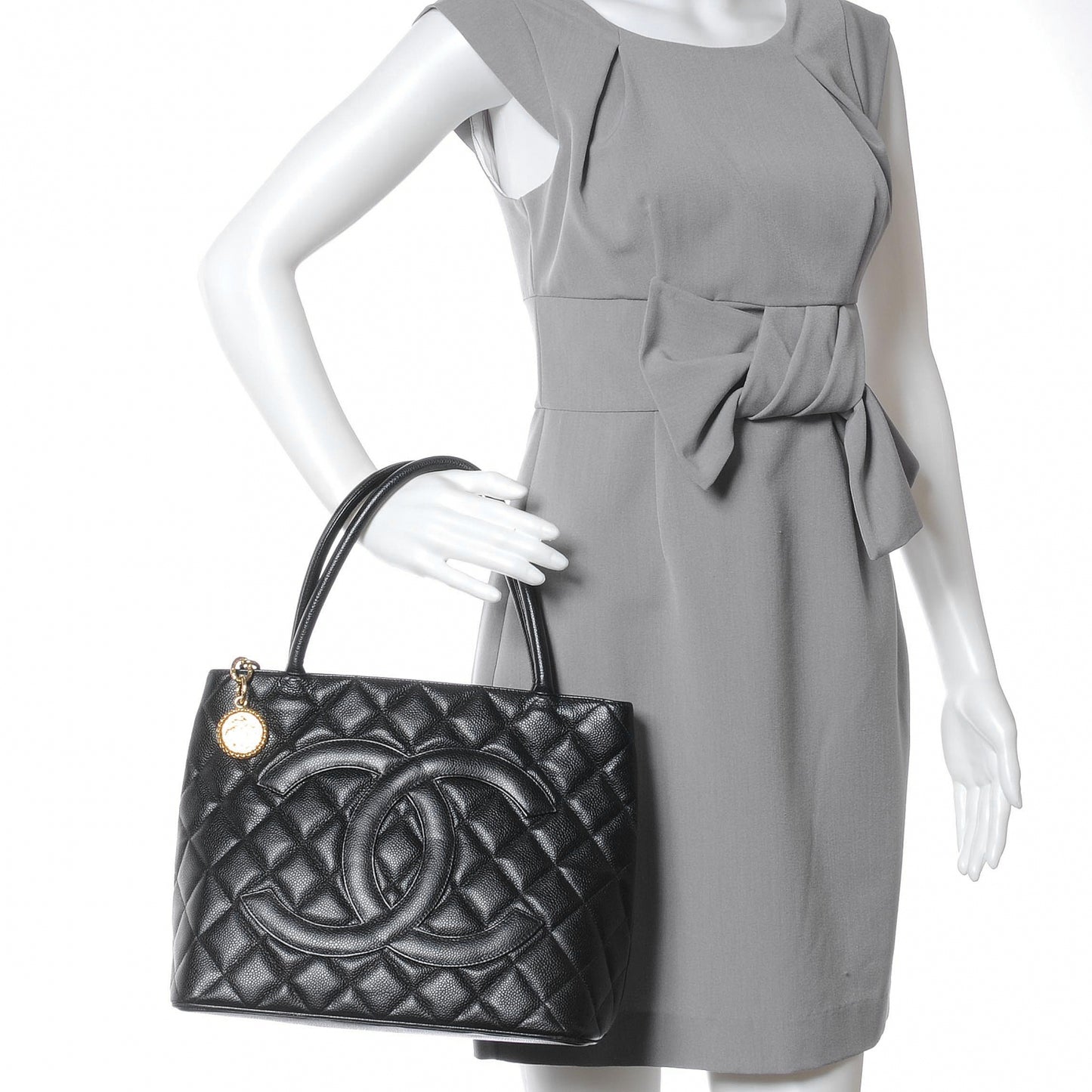 Caviar Medallion Tote Black