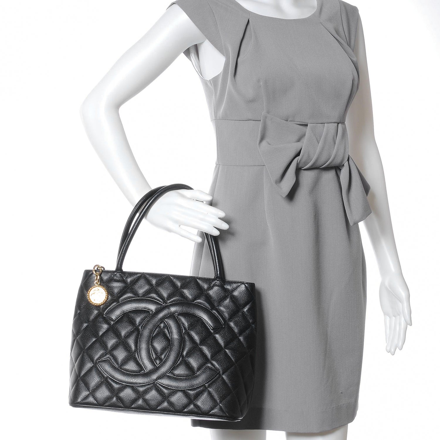Chanel Caviar Medallion Tote Black 2 of 7