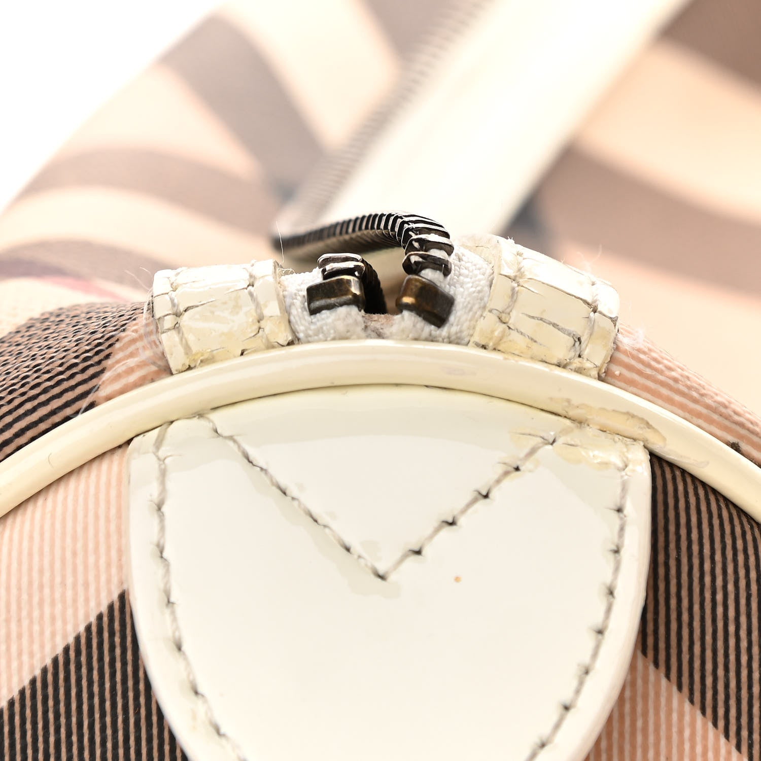 Burberry Nova Check Small Chester Bowling Bag White 10 of 18