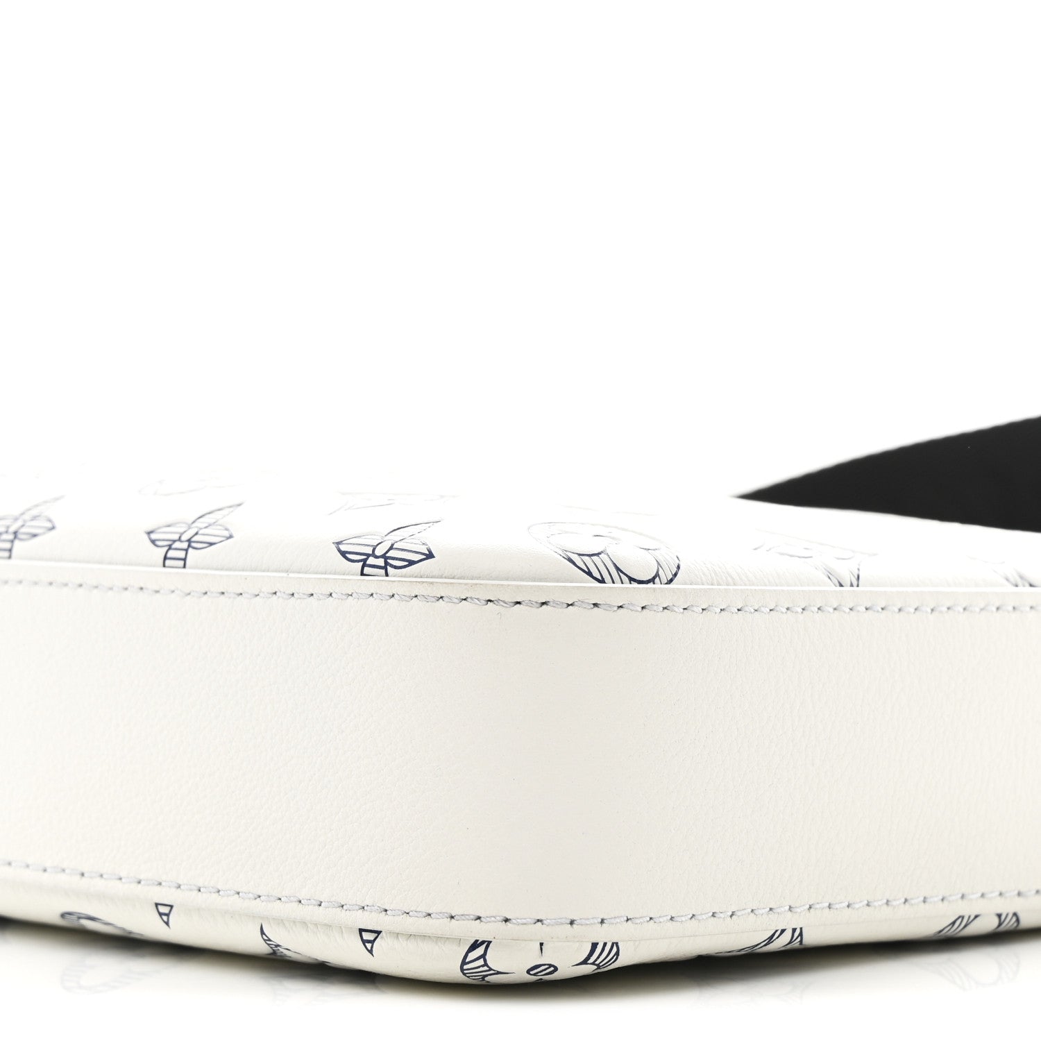 Louis Vuitton Monogram Shadow G65 Trio Messenger White 12 of 13