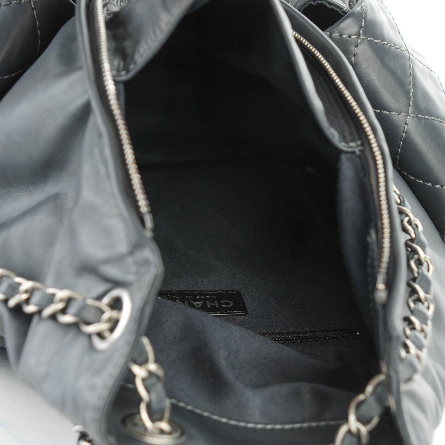 Calfskin Large Backpack Is Back Dark Grey