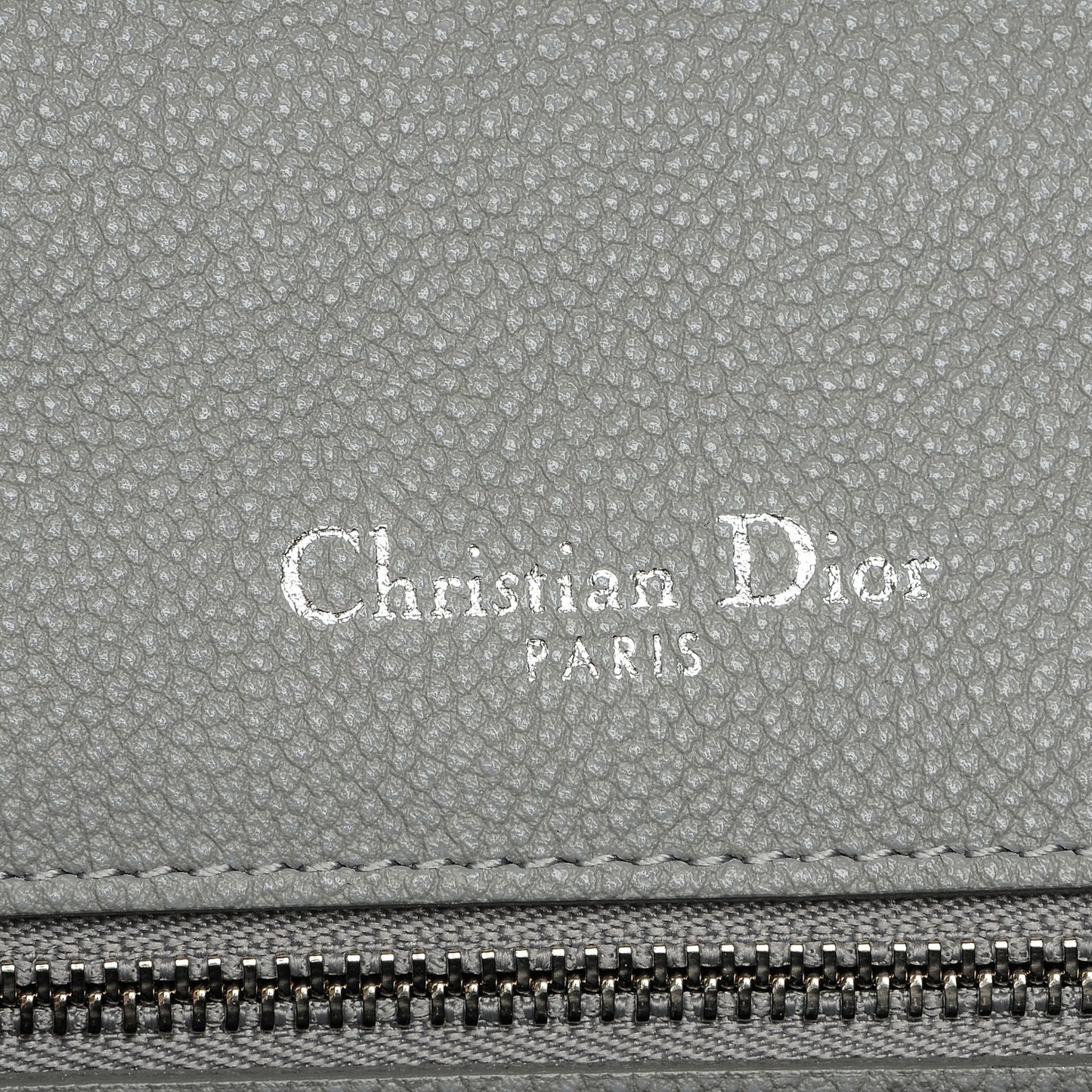 Grained Calfskin Medium Diorama Flap Bag Gris