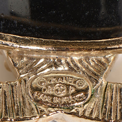 Chanel Pearl CC Ring Gold 6 4 of 4