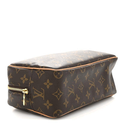 Louis Vuitton Monogram Toiletry Bag 25 4 of 8