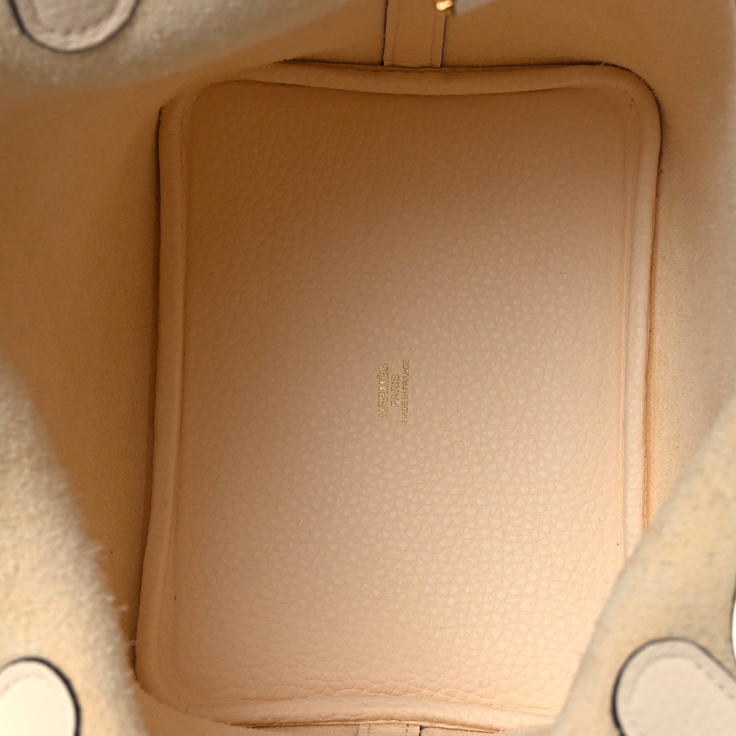 Hermes Taurillon Clemence Picotin Lock 18 PM Nata 5 of 11