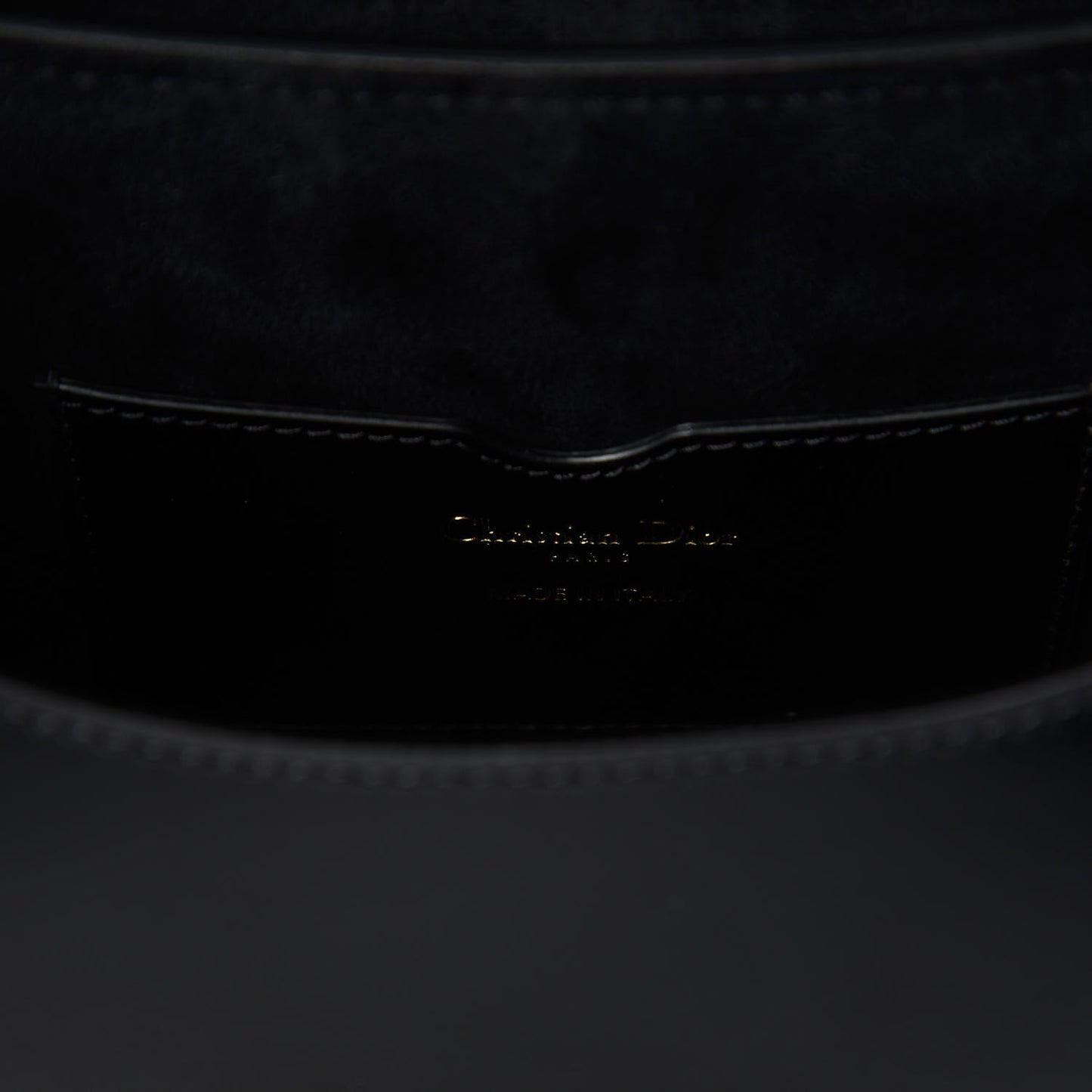 Box Calfskin Medium Bobby Flap Black