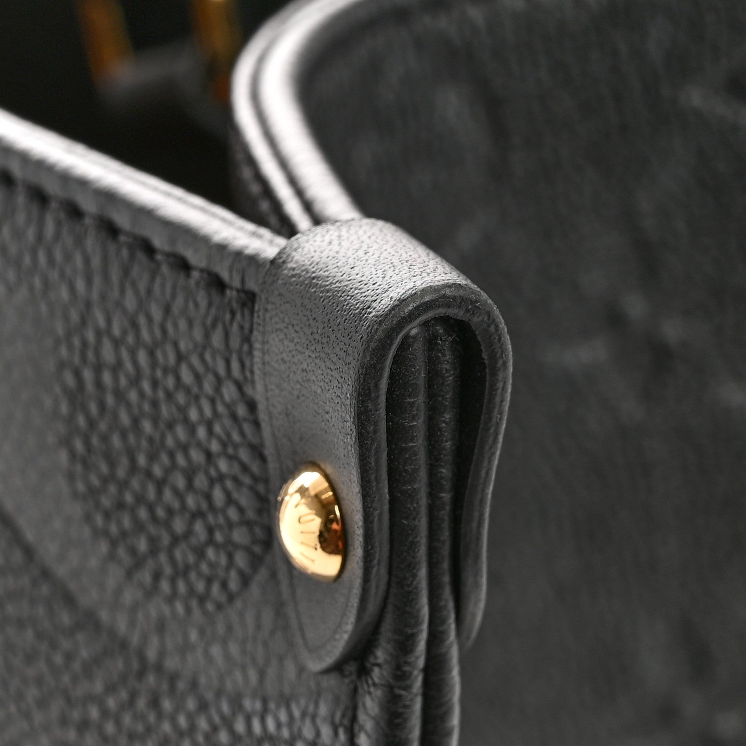 Louis Vuitton Empreinte Monogram Giant Onthego MM Black 12 of 12