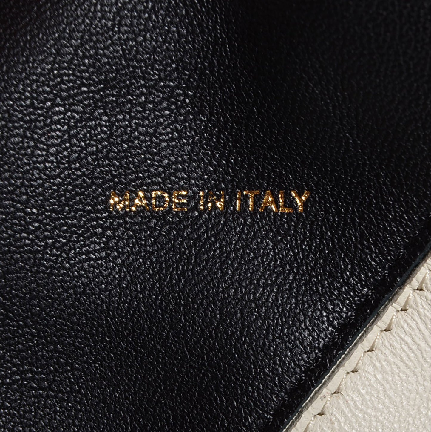 Lambskin Vertical Bi-Color Coeur Cabas Black White