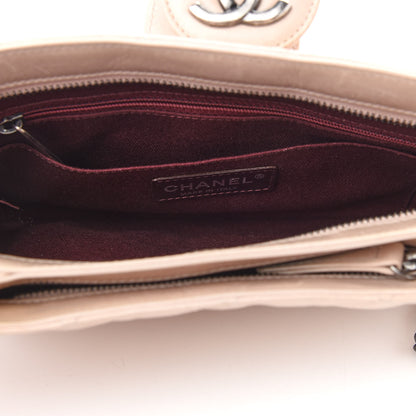 Chanel Glazed Calfskin Quilted Coco Pleats Chain Clutch Light Pink 4 of 10